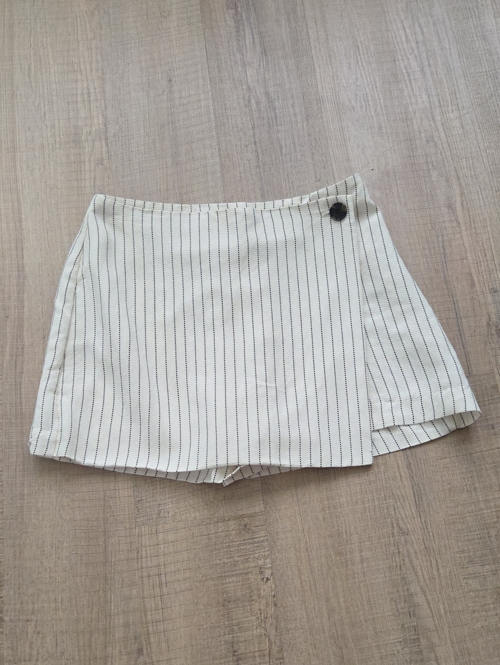 H&M Ivory Pinstripe Wrap-Front Skort